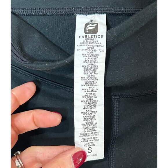 Fabletics Cropped Leggings Size S Capri - Picture 4 of 8